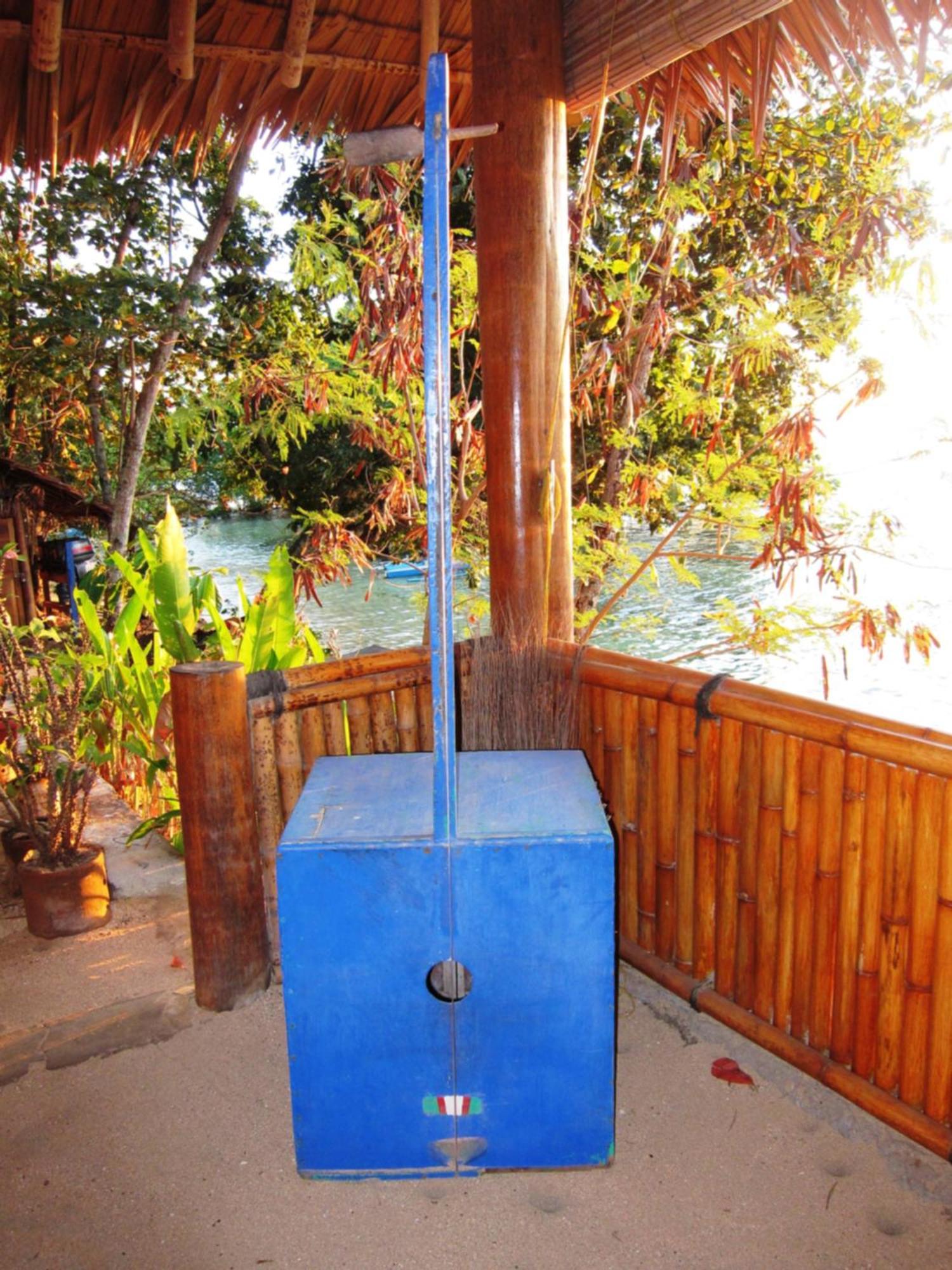 Raja Laut Dive Resort Bunaken Exterior foto