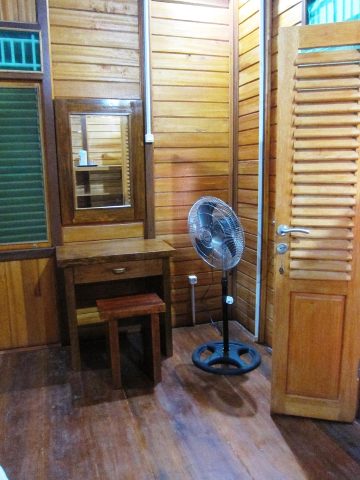Raja Laut Dive Resort Bunaken Zimmer foto