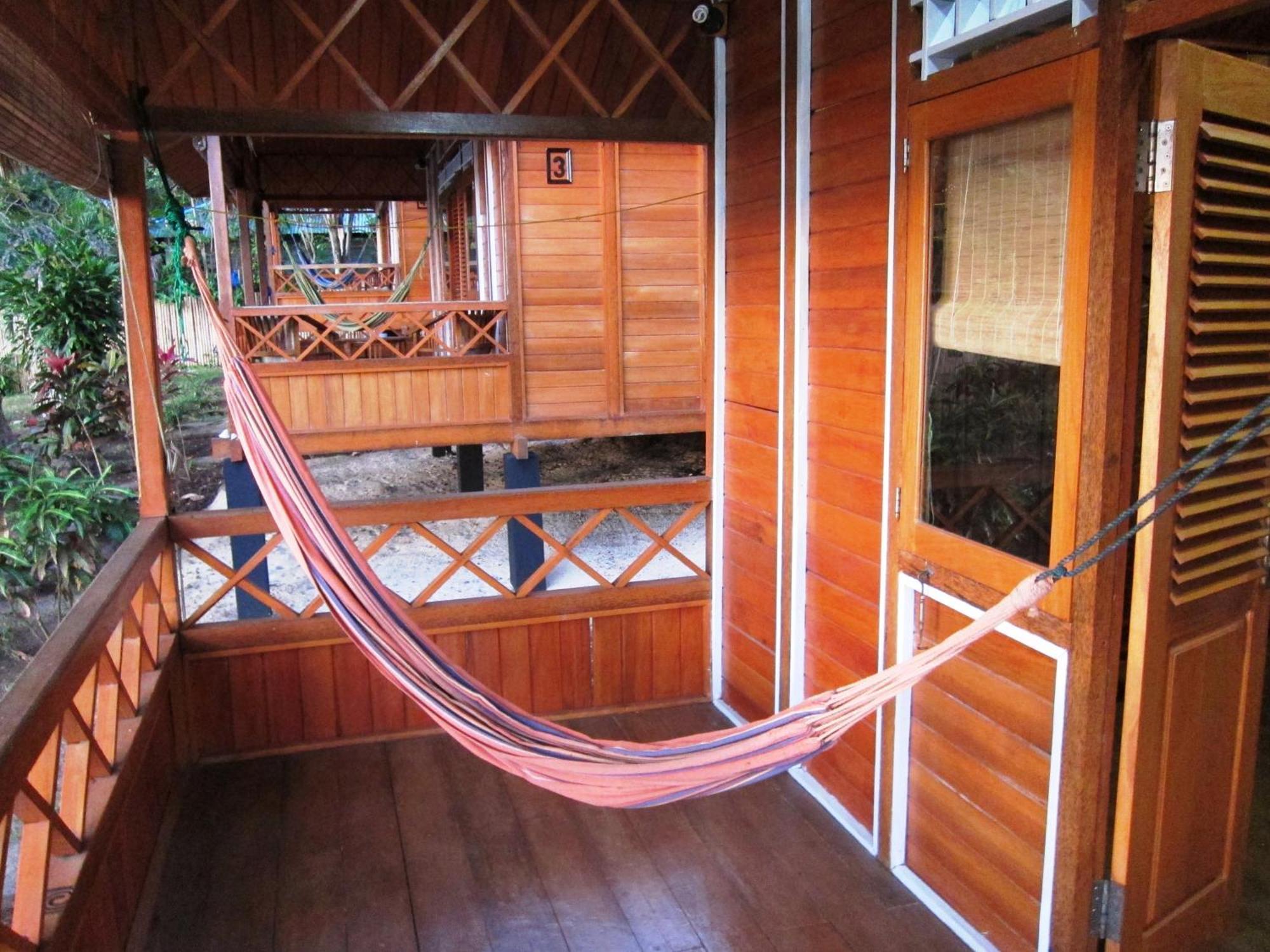 Raja Laut Dive Resort Bunaken Zimmer foto
